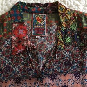 Beautiful Johnny Was tunic blouse